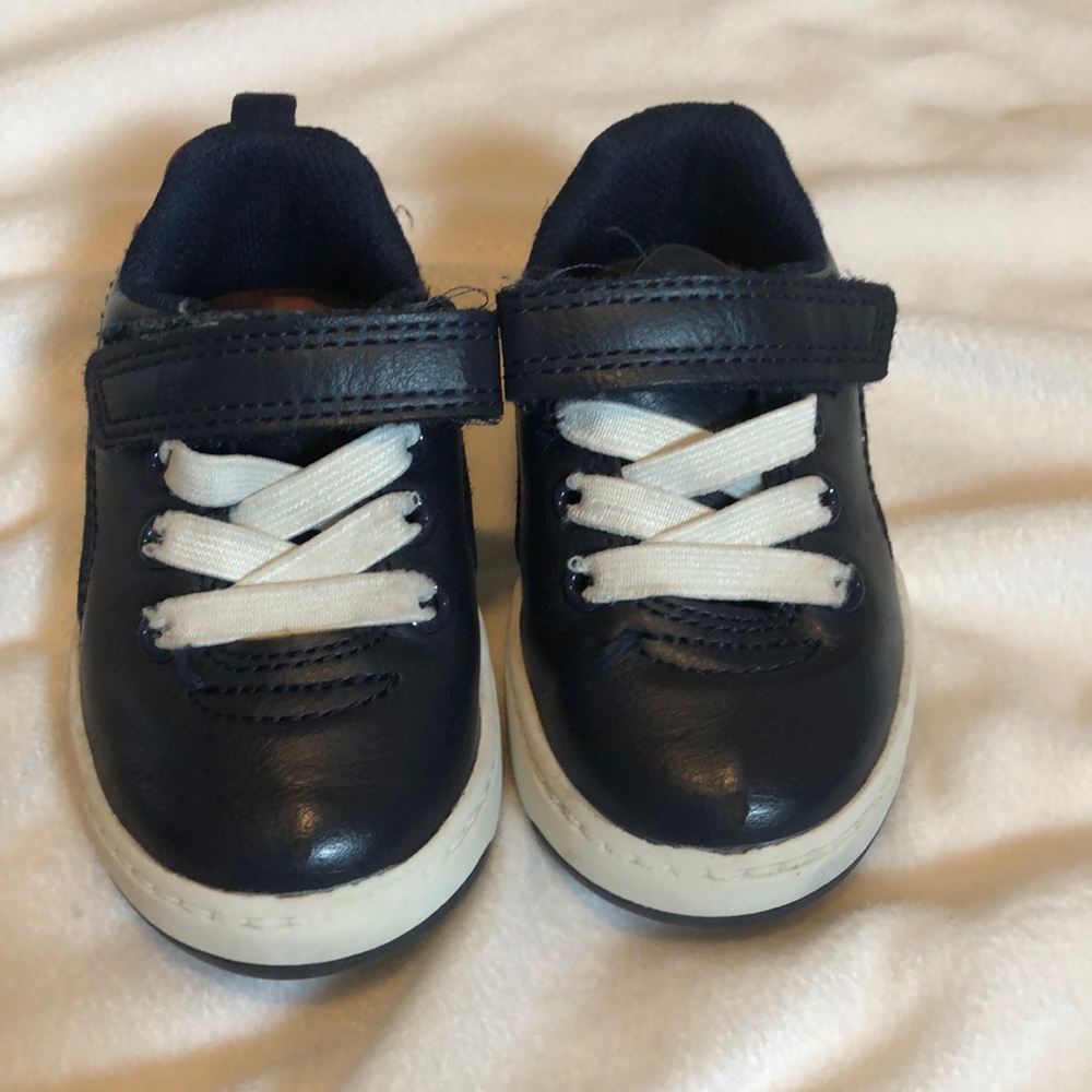 Toddler sneakers